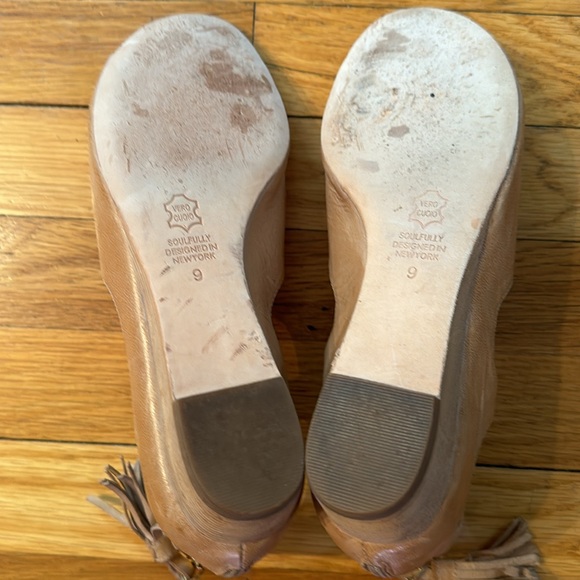 Matt Bernson Shoes, size 9 medium, tan - Picture 3 of 4